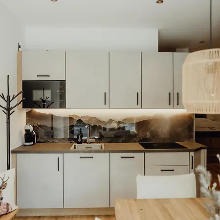 Sam's Hairberge Lofer